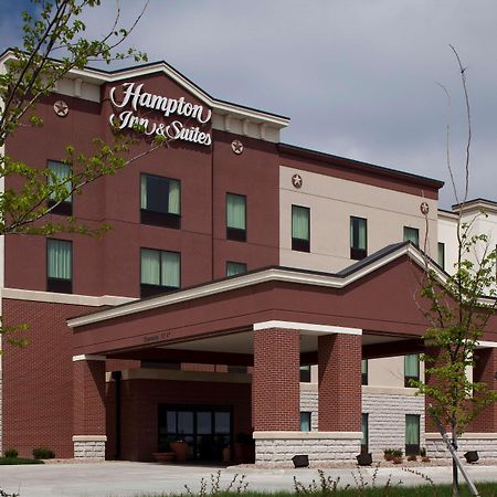 Hampton Inn & Suites Dodge City Boot Hill Casino Exterior photo